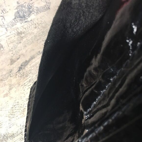 49 Square Miles Patent Leather Wallet - Picture 6 of 11